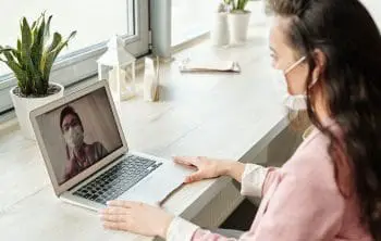 Here’s Why Your Creative Side Will Love Random Video Chatting