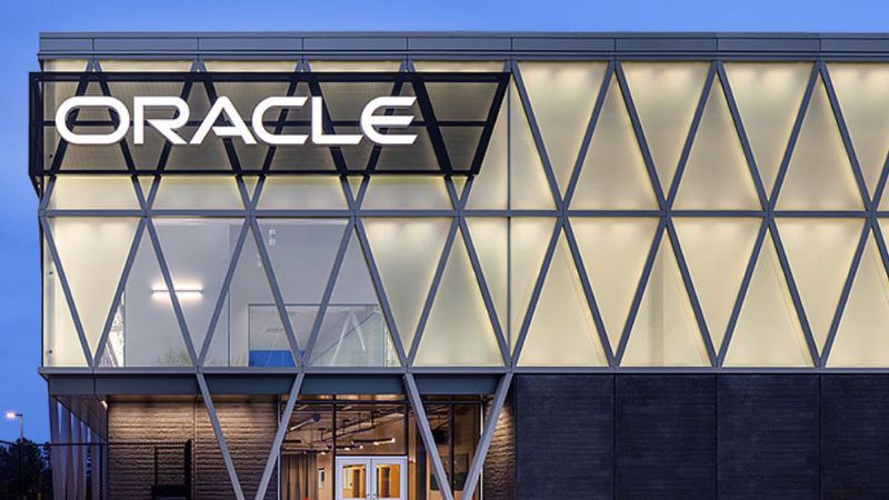 How Does Oracle Call Center Solutions Enable Efficient Call 